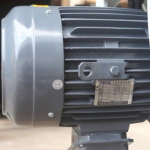 MJ163A-Wood-Rip-Saw-With-High-Efficiency-6