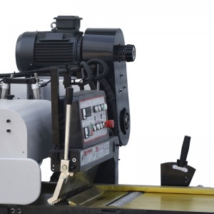 MJ400E-High-Quality-Multi-Blade-Rip-Saw-Machine-2