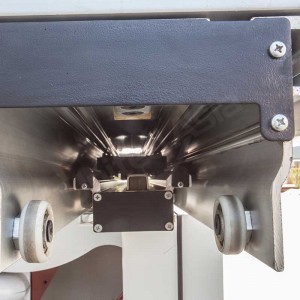 UA3000S-Sliding-Table-Saw-4